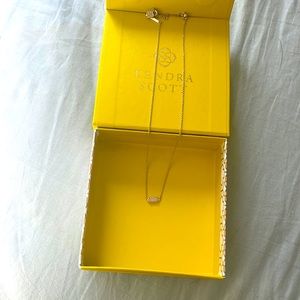 Kendra scott necklace